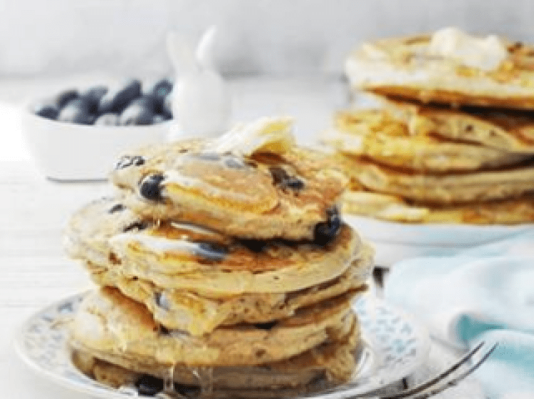 Ontbijtpannenkoekjes met blauwe bessen