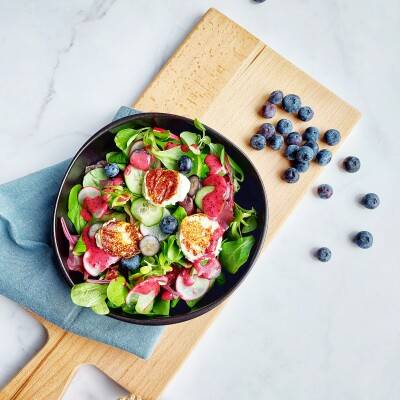 Salade met blauwe bessen
