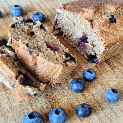 Vegan Bananenbrood met blauwe bessen